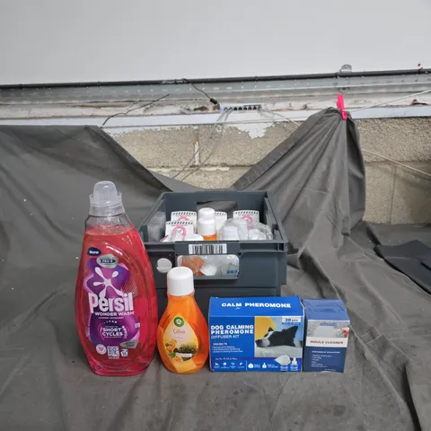 APPROXIMATELY 10 ITEMS INCLUDING PERSIL WONDER WASH AIR WICK CITCRUS AND MOULD CLEANER PLUS VARIOUS HOUSEHOLD ITEMS .