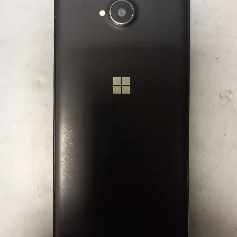 MICROSOFT LUMIA 650 MOBILE PHONE