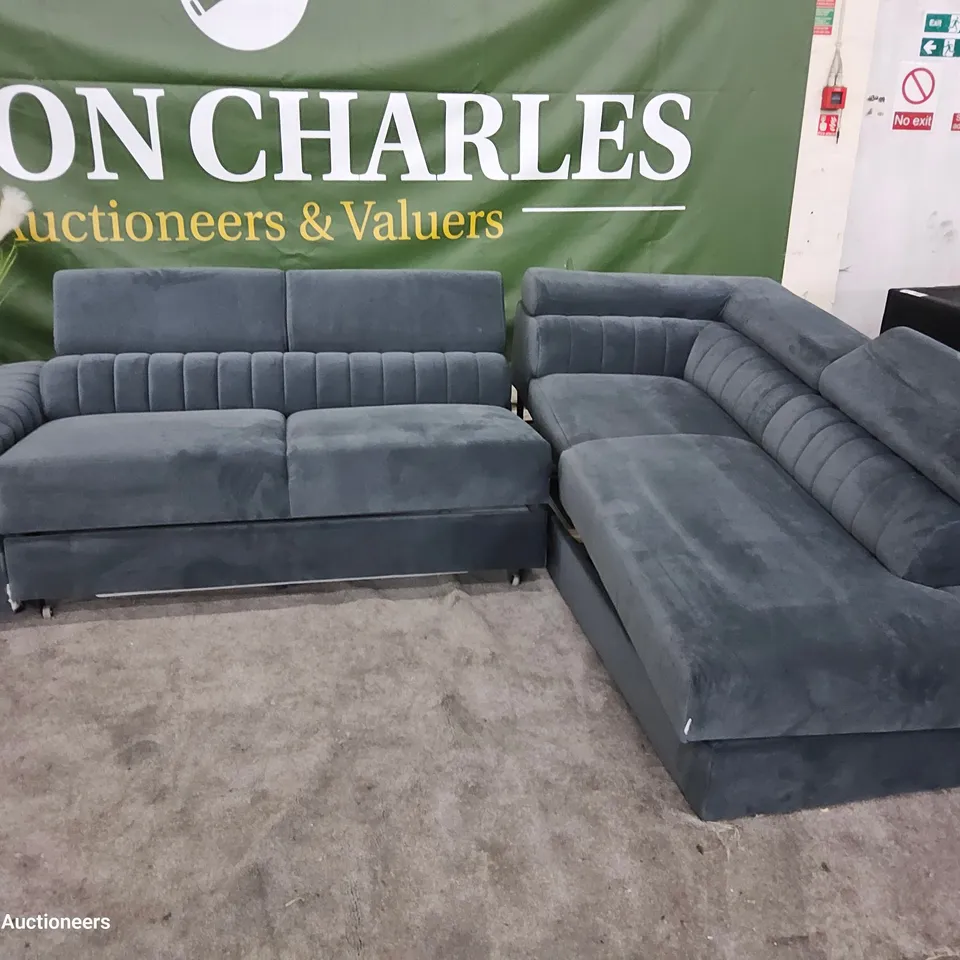 DESIGNER ITALIAN STYLE CHAISE BED SETTEE WITH OTTOMAN STORAGE & ADJUSTABLE HEADRESTS GREY PLUSH FABRIC 
