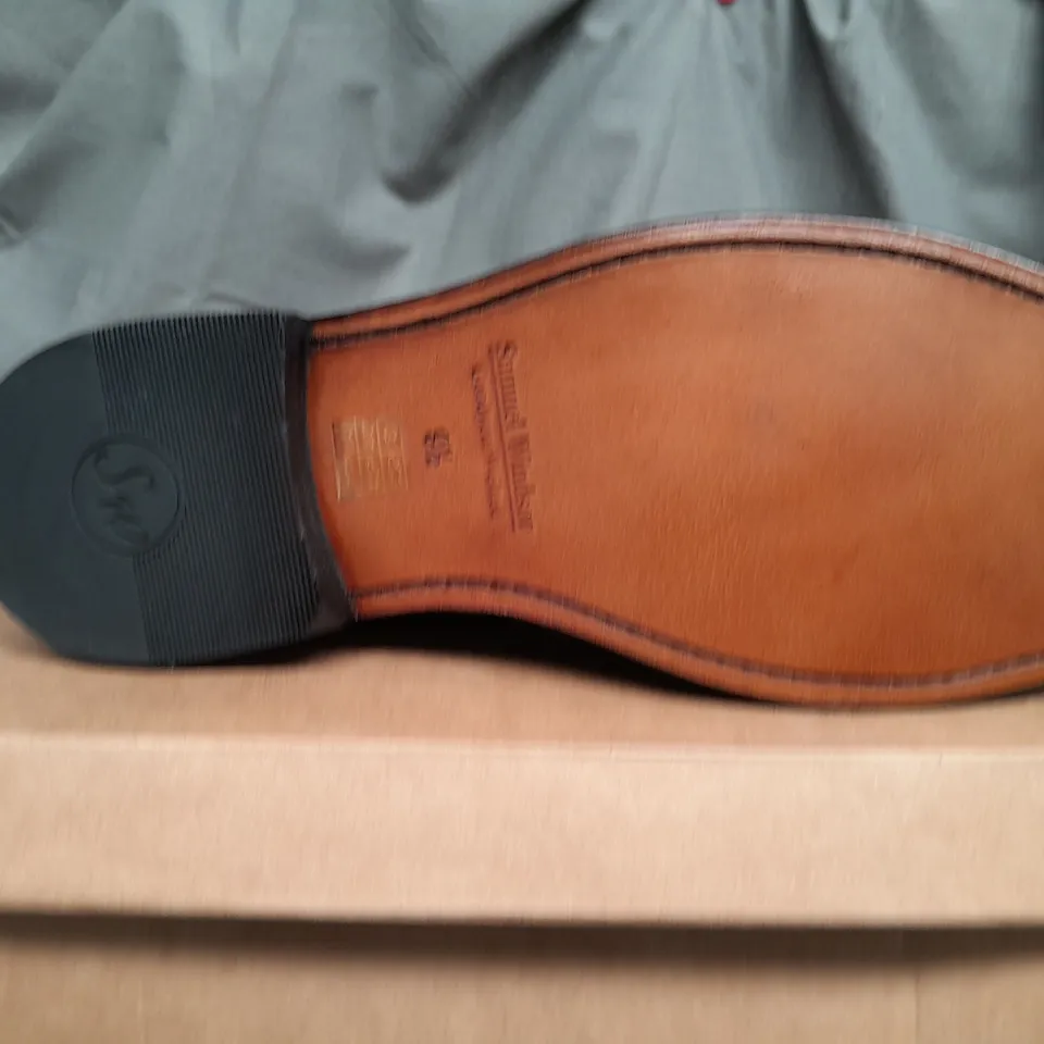 BOXED SAMUEL WINDSOR BLACK SHINNY SMART SHOES - UK 9.5