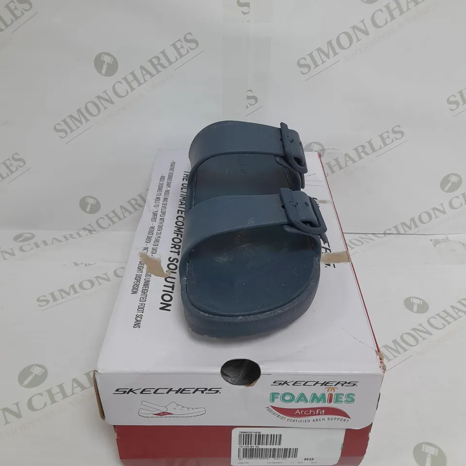 SKECHERS ARCH FIT FOAMIES SLIDE SANDAL SIZE 5