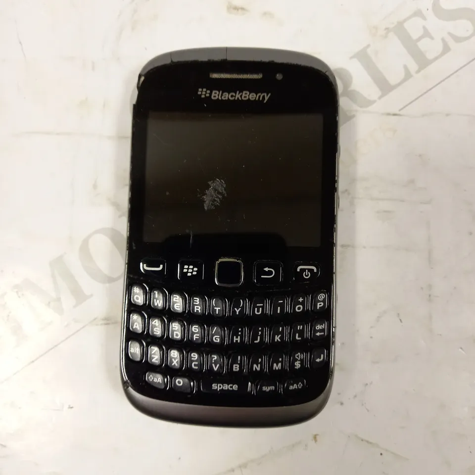 BLACKBERRY CURVE 9320 MOBILE PHONE 