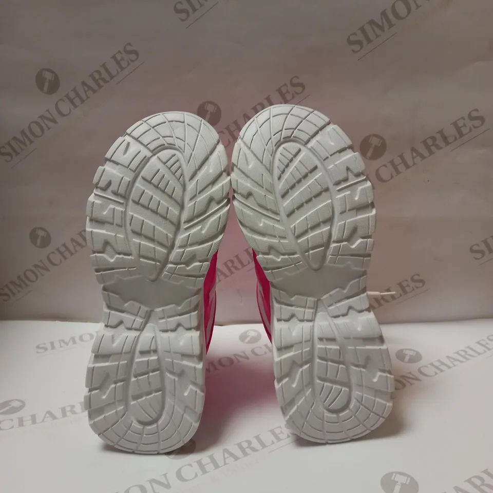 DESIGNER KOI VEGAN CHUNKY TRAINERS IN PINK SIZE 5