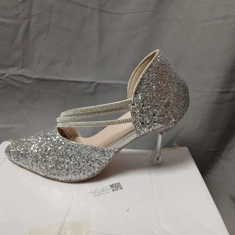 WOMEN'S GLITTER HIGH HEEL SHOE – UK 9 (EU 42)