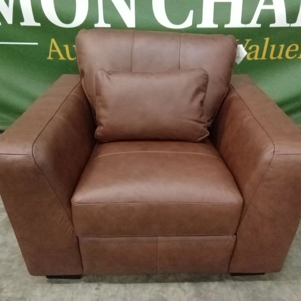 ARDEN ITALIAN LEATHER ARMCHAIR RRP £999