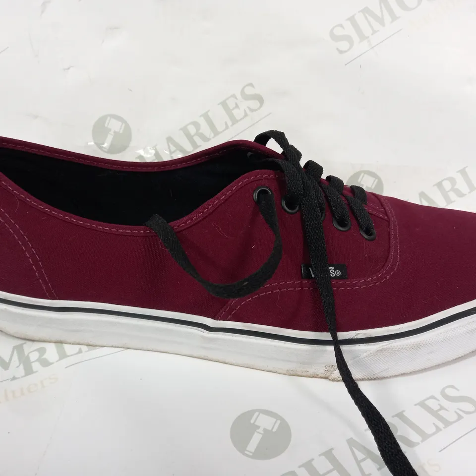 PAIR OF VANS CANVAS SHOES IN BURGUNDY UK SIZE 11