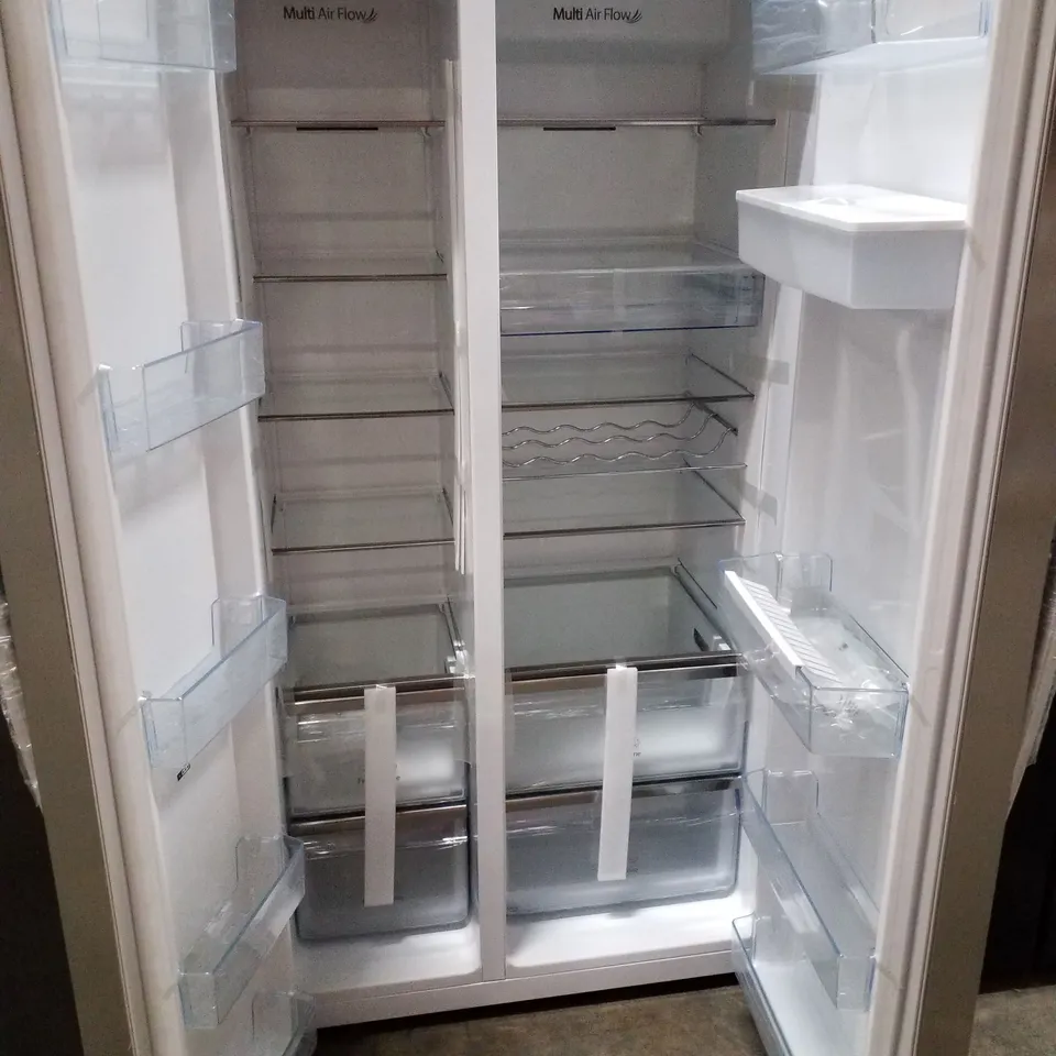 HISENSE FREESTANDING AMERICAN FRIDGE 578L SILVER - UNPROCESSED RAW RETURN