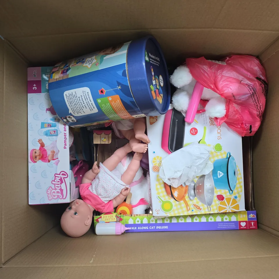 APPROXIMATELY 12 ASSORTED TOYS & GAMES PRODUCTS TO INCLUDE POTS & PANS PLAYSET, WOODEN BRICKS, BABY-DOLL, ETC