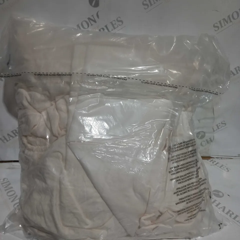 JULIEN MACDONALD SEQUIN BEDDING SET CHAMPAGNE KING  