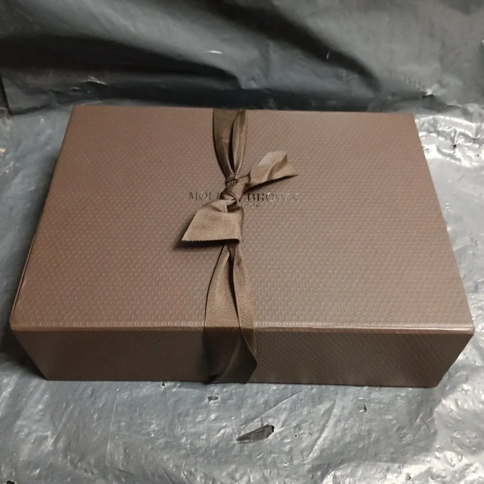 MOLTON BROWN BATH & SHOWER GEL GIFT SET