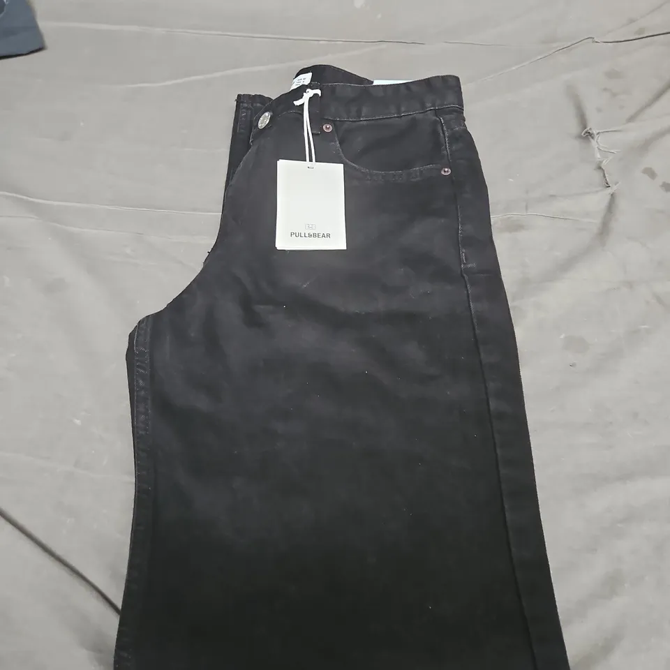 PULL AND BEAR CASUAL DENIM JEANS - SIZE 12