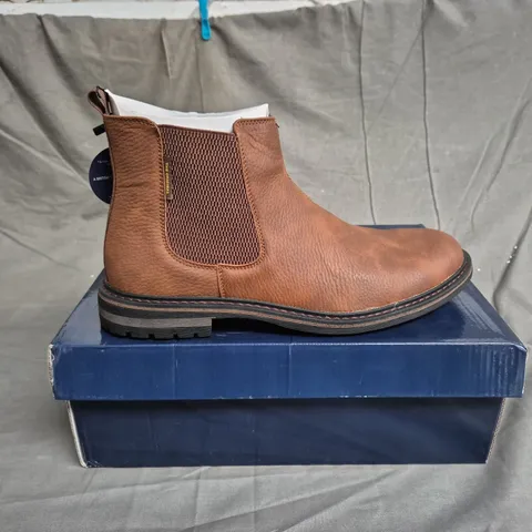 BOXED PAIR OF BEN SHERMAN MENS VINCENT CHELSEA BOOTS IN TAN - UK SIZE 9