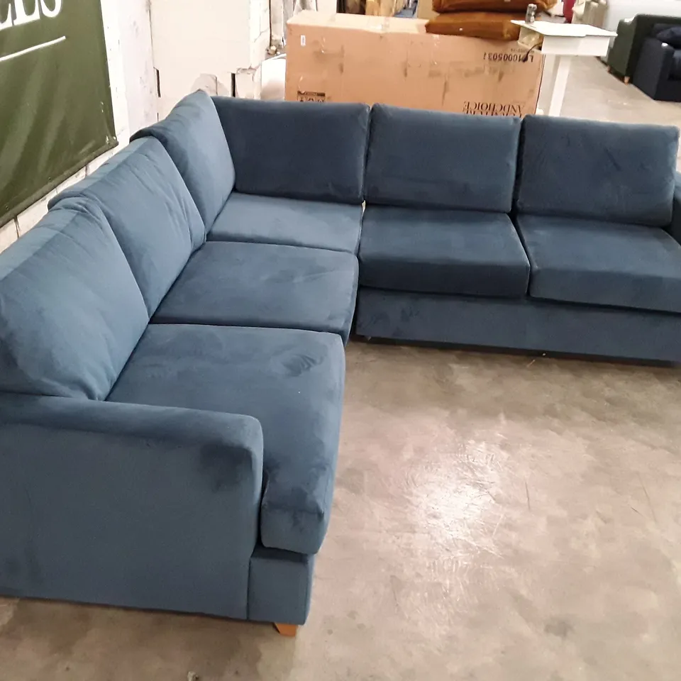 QUALITY DESIGNER FYFIELD 7 SEATER CORNER SOFA - BLUE FABRIC