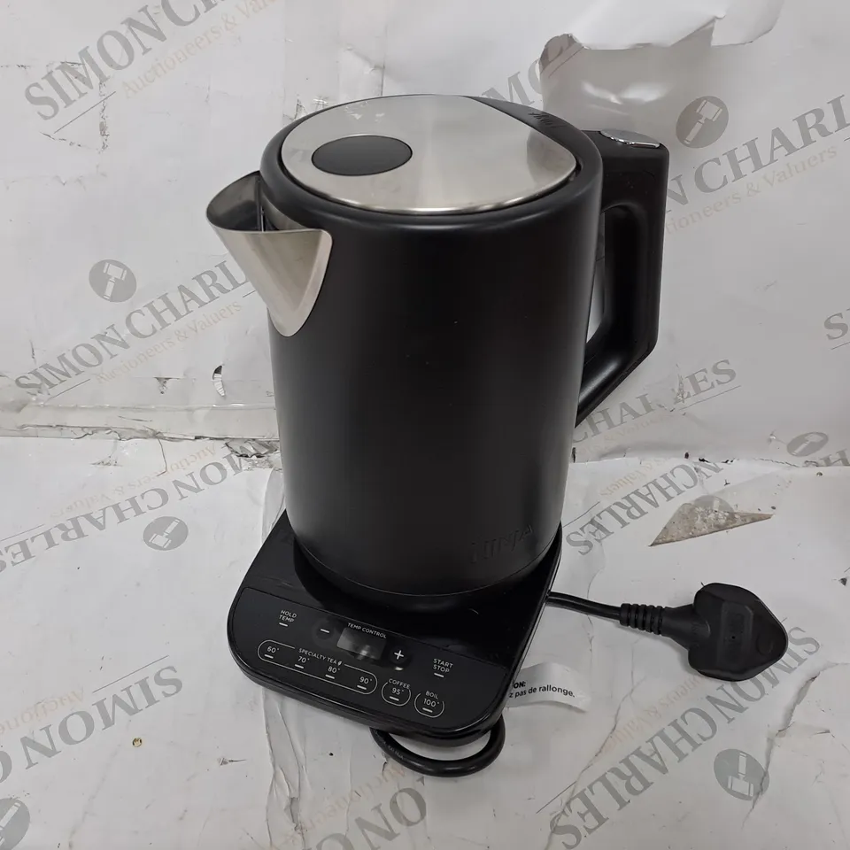 NINJA PERFECT TEMPERATURE KETTLE KT200UK