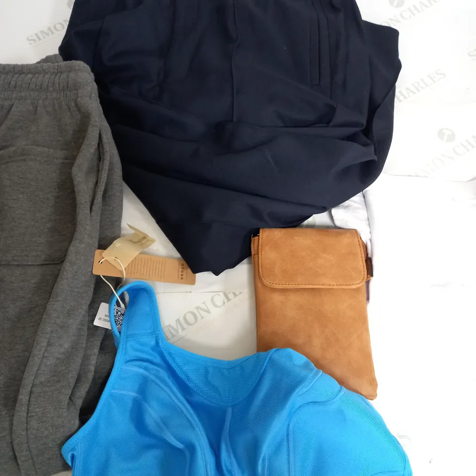 BOX OF APPROXIMATELY 25 ASSORTED CLOTHING ITEMS TO INCUDE - BOXERS , BAG , SPORTS BRA ETC