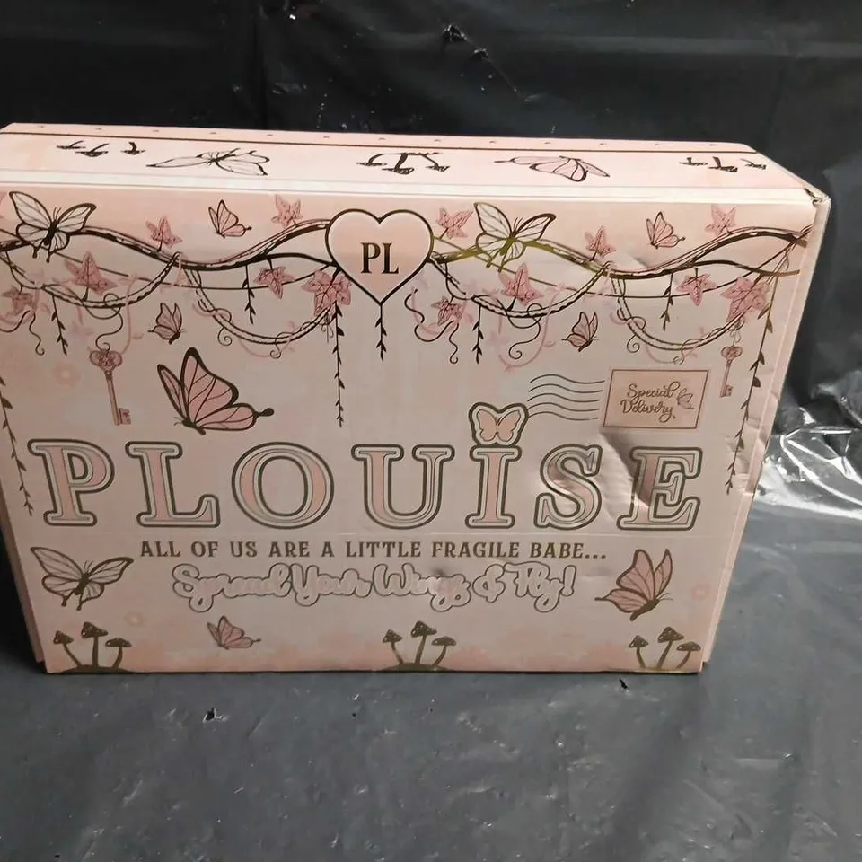 BOXED PLOUISE ALL OF US ARE A LITTLE FRAGILE BABE.... SPREAD YOUR WINGS AND FLY MYSTERY BUNDLE