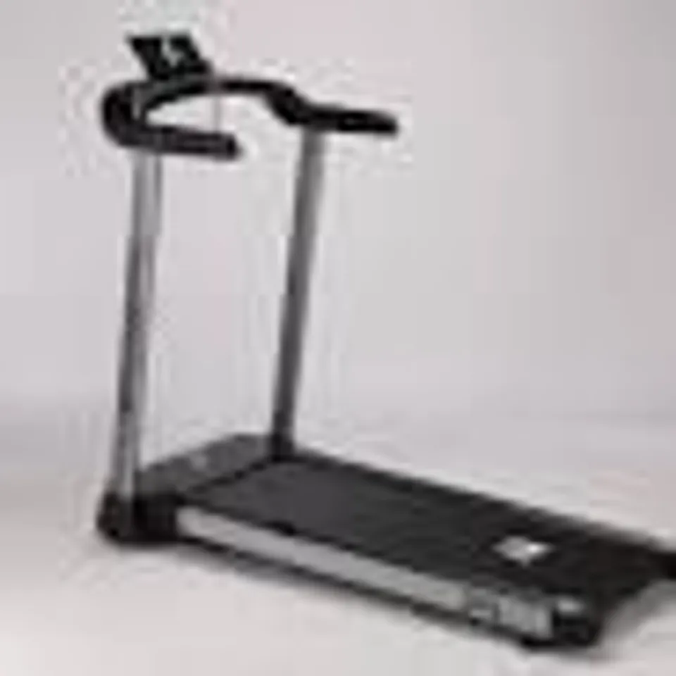BOXED ISTARZ X STREAM GYM DYNAMO PRO P1 EXERCISE TREADMILL/ RUNNING MACHINE