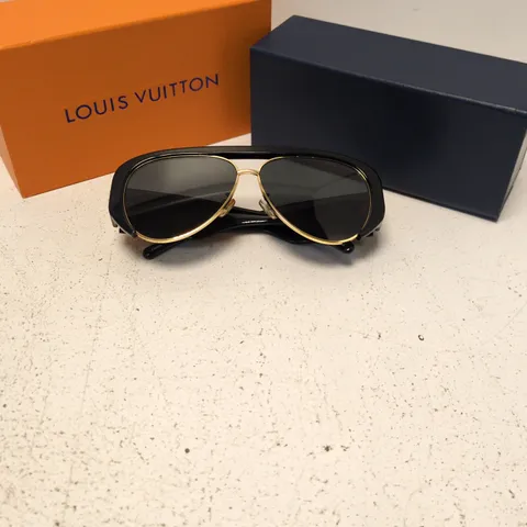 LOUIS VUITTON SUNGLASSES – BLACK FRAME WITH GOLD-TONE RIMS