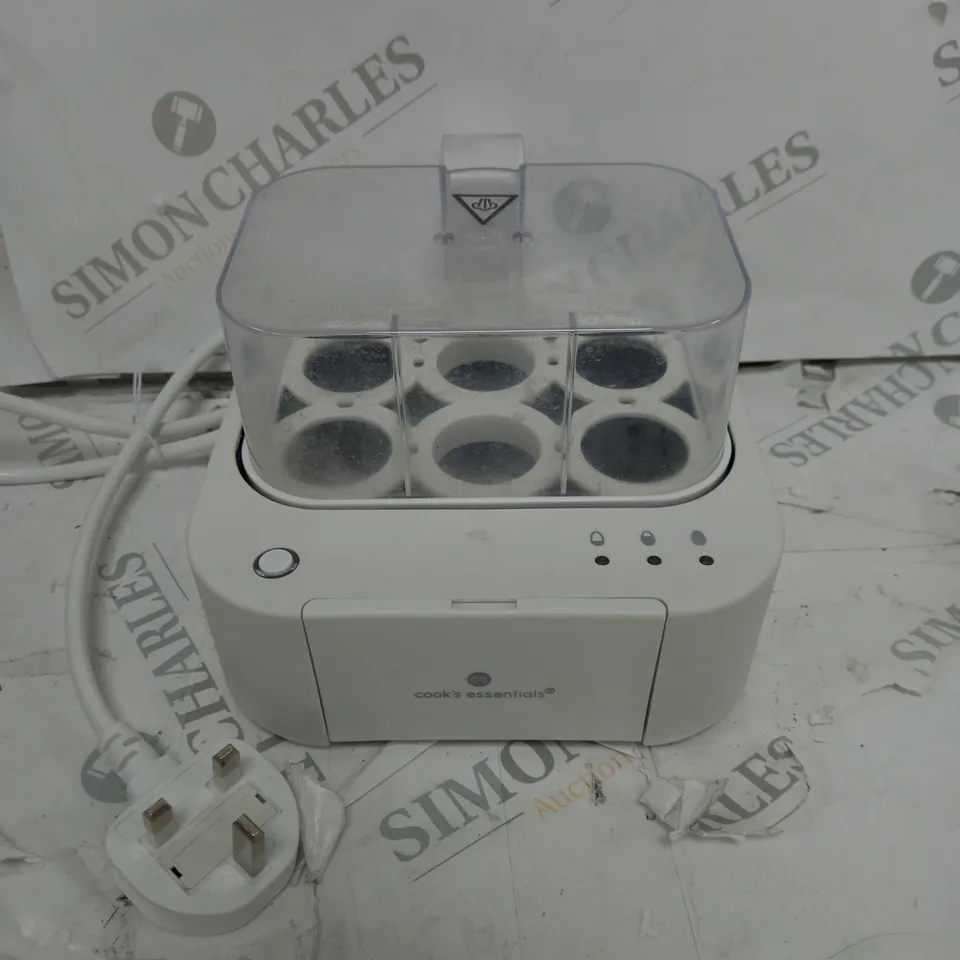 COOK'S ESSENTIALS THE SMART TALKING EGG COOKER