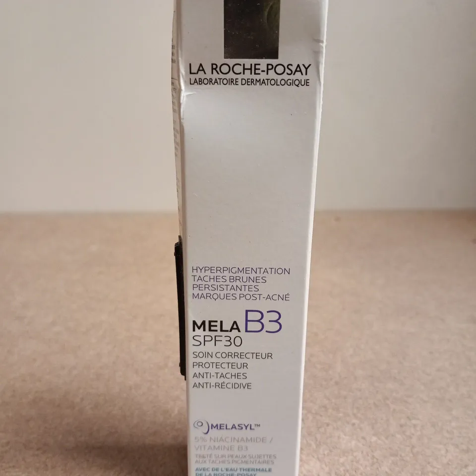 LA ROCHE-POSAY MELA B3 PF 30 ANTI-DARK SPOTS CORRECTIVE PROTECTIVE CARE (40ML)