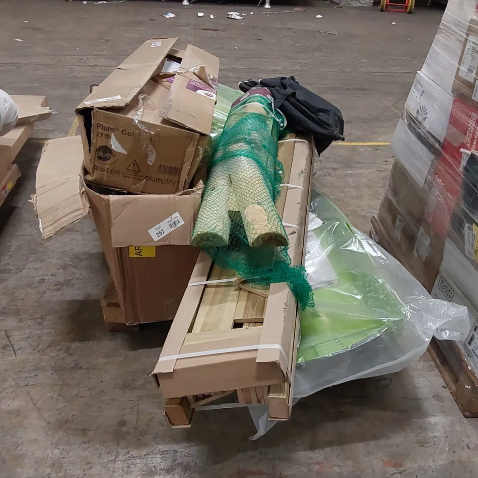 PALLET CONTAINING VARIOUS LOOKOUT TOWER SWING AND SLIDE PARTS