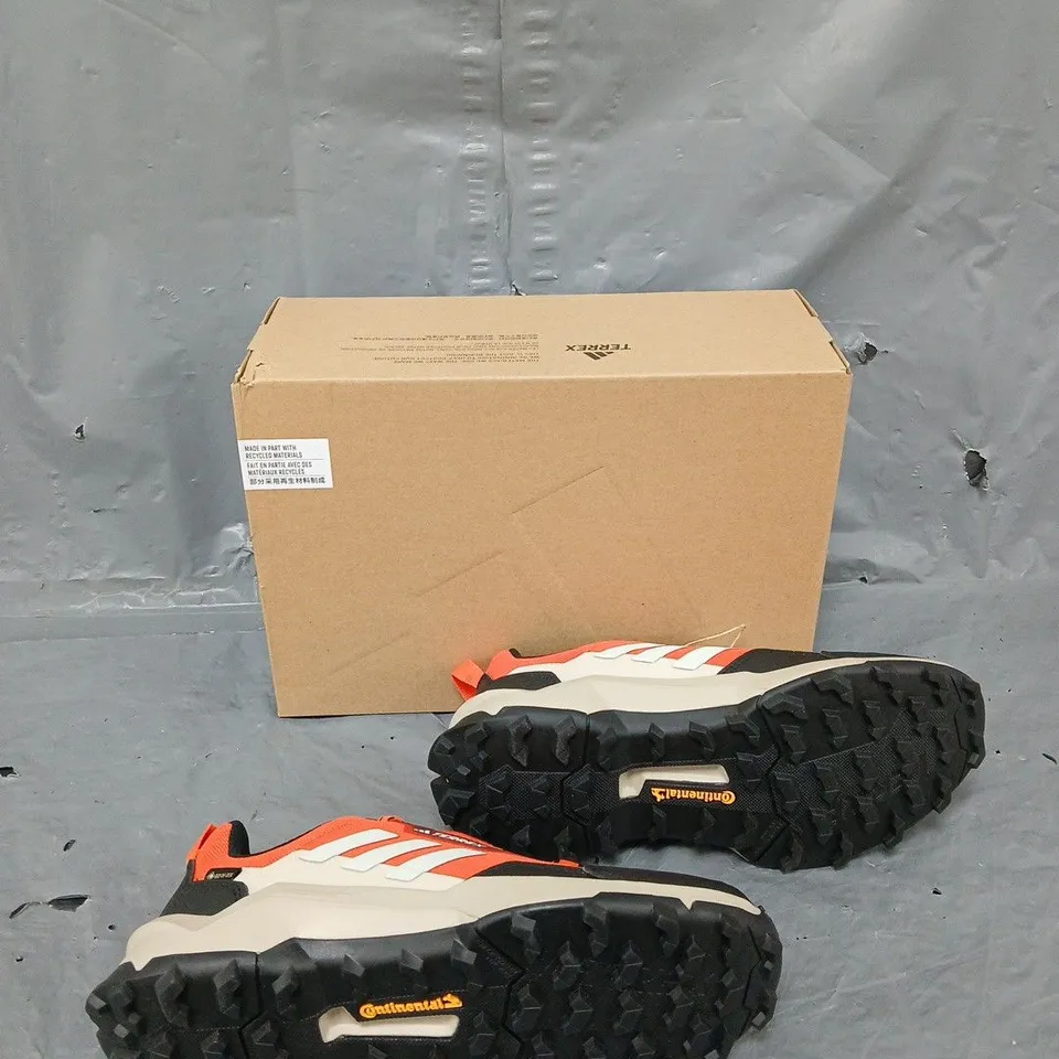 BOXED PAIR OF ADIDAS TERREX AX4 GTX WOMENS UK 5 