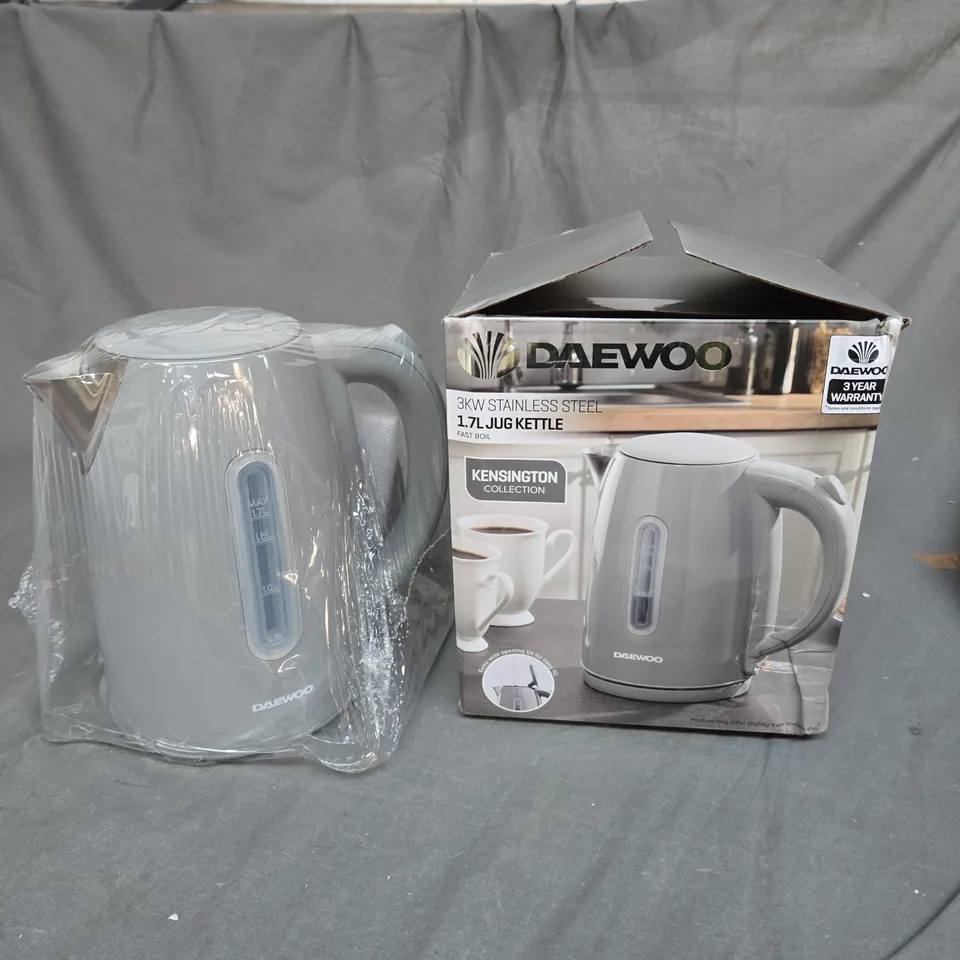 BOXE DAEWOO 1.7L JUG KETTLE IN GREY