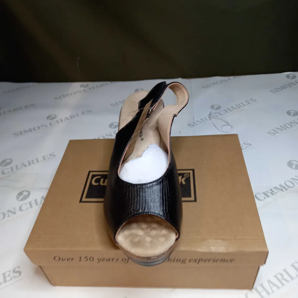 BOXED CUSHION WALK HEELED SLIP ON SANDALS - SIZE 4