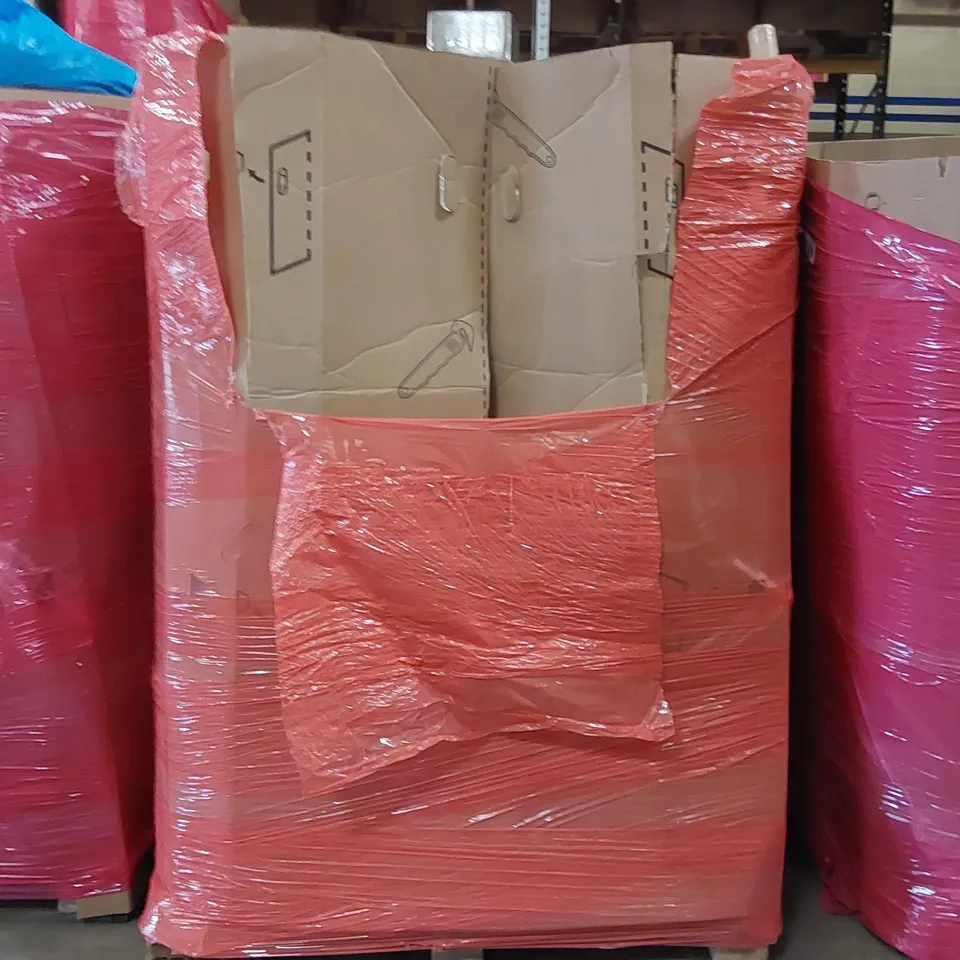 PALLET OF ASSORTED ITEMS INCLUDING: SHELF, MASTICATING WHOLE FRUIT JUICER, RETRACTABLE GATE, LED CEILING LIGHT, CUSHION ECT