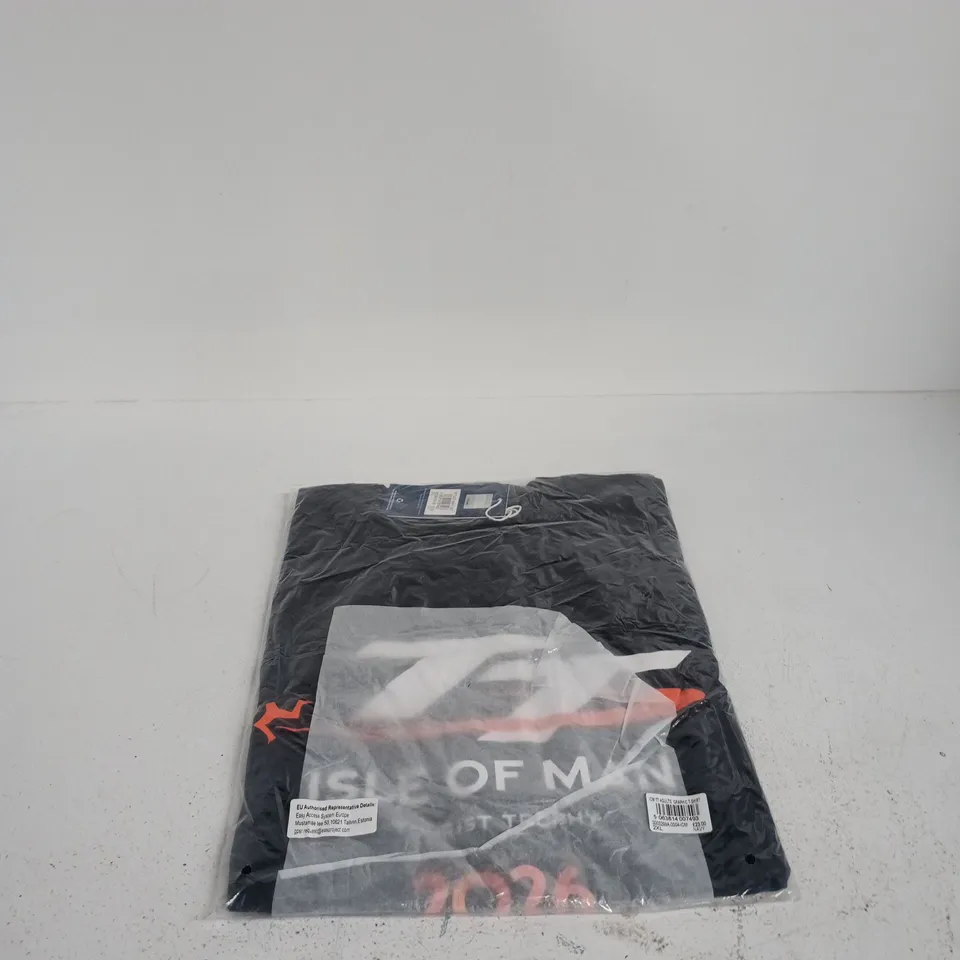 ISLE OF MAN TT TOURIST TROPHY GRAPHIC SHIRT NAVY 2XL
