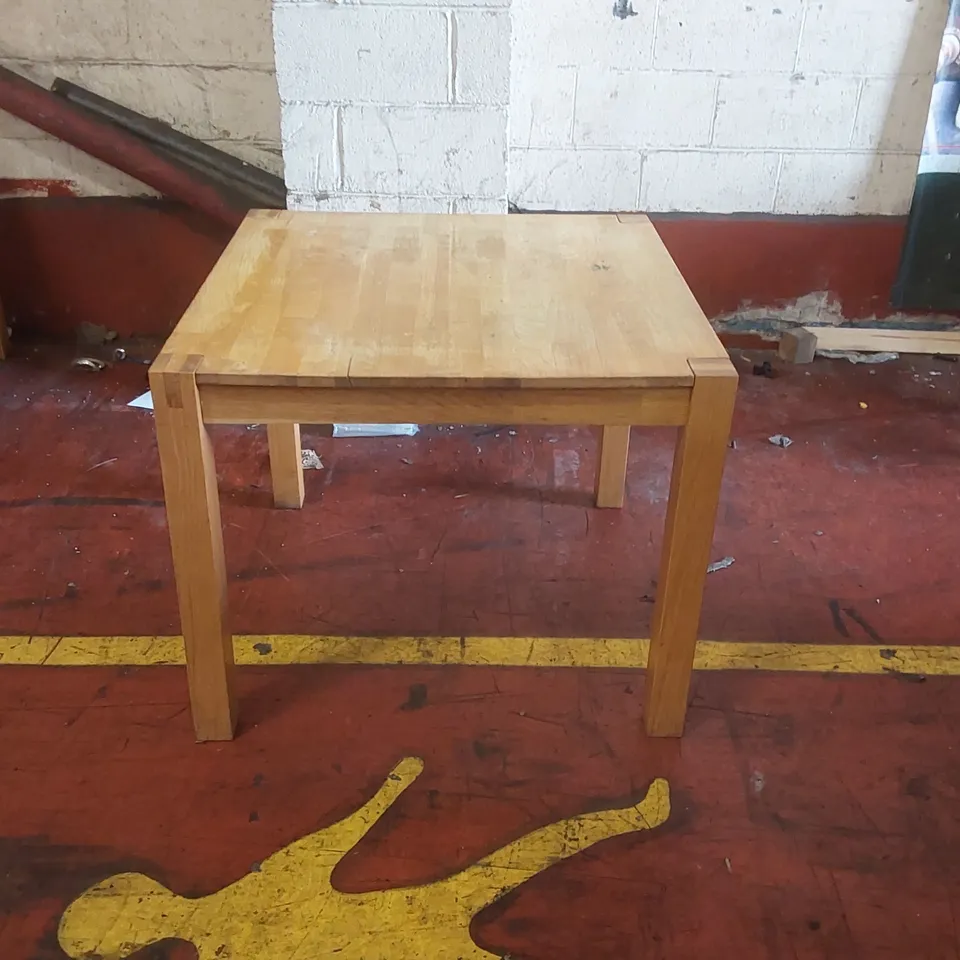 SOLID WOOD RESTAURANT DINING TABLE