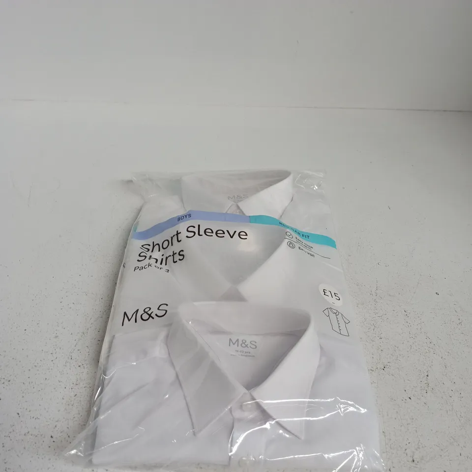 M&S BOYS SHORT SLEEVE WHITE SHIRTS PACK OF 4 AGE 11 - 12 YEARS