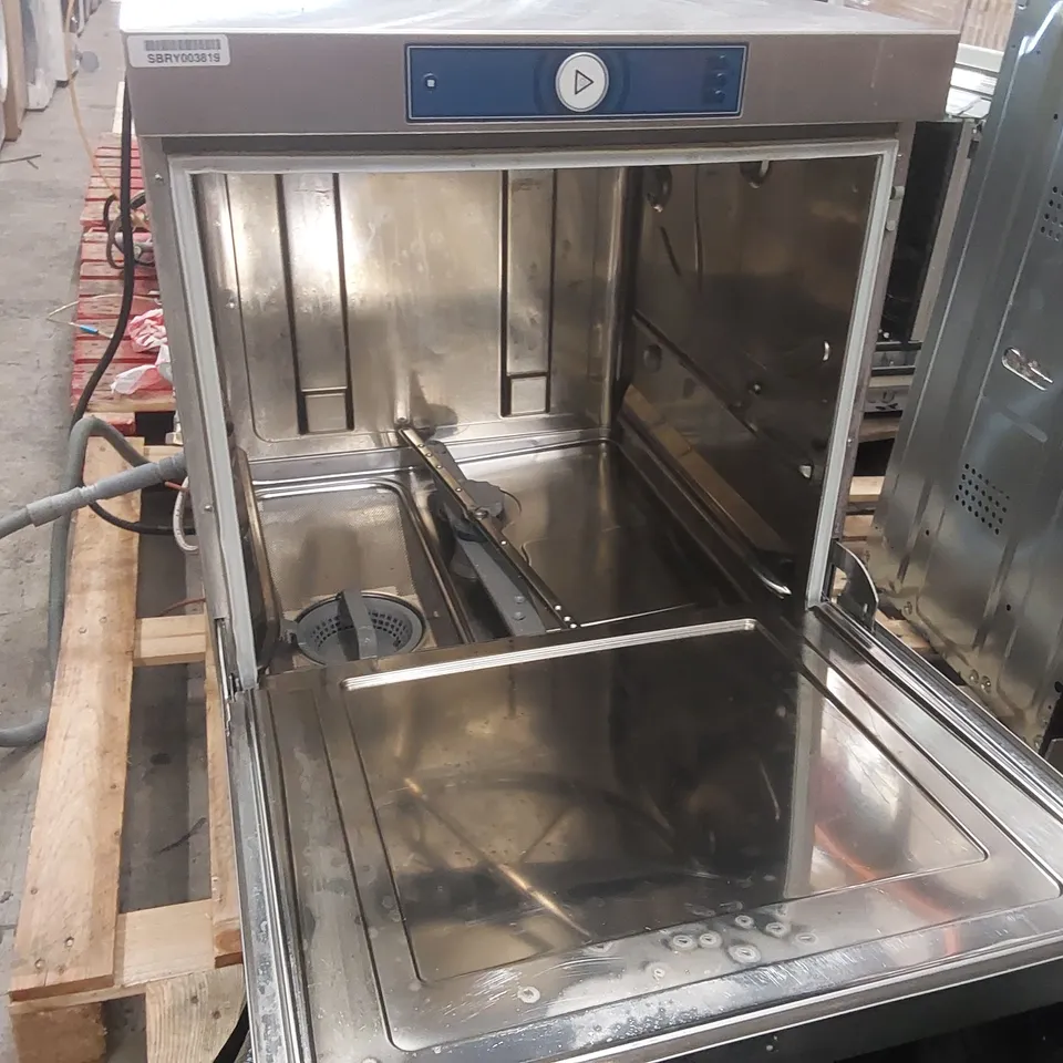 HOBART FXS-10A COMMERCIAL DISHWASHER