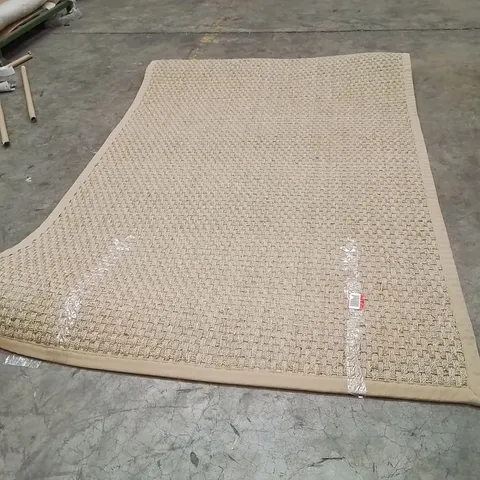 QUALITY DESIGNER AREA RUG - APPROXIMATELY 240X150CM