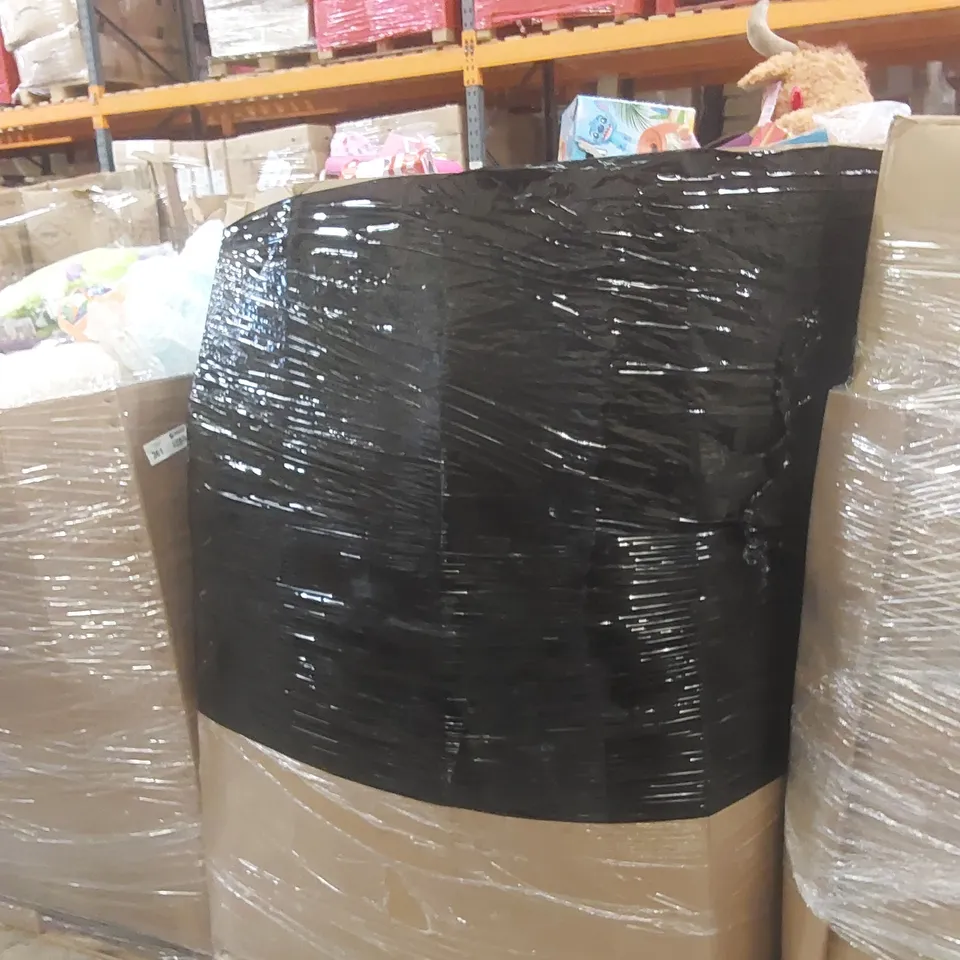 PALLET CONTAINING A LARGE QUANTITY OF ASSORTED TOYS INCLUDING: PLAYMOBIL FIRE TRUCK, BABY DOLL, HOT WHEELS DRAGON CAR, FOOTBALL ECT