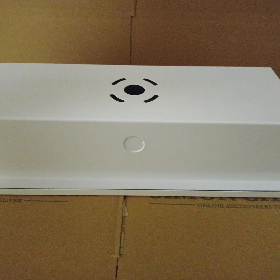 BRAND NEW BLE EMERGENCY LIGHTING LUMINAIRE