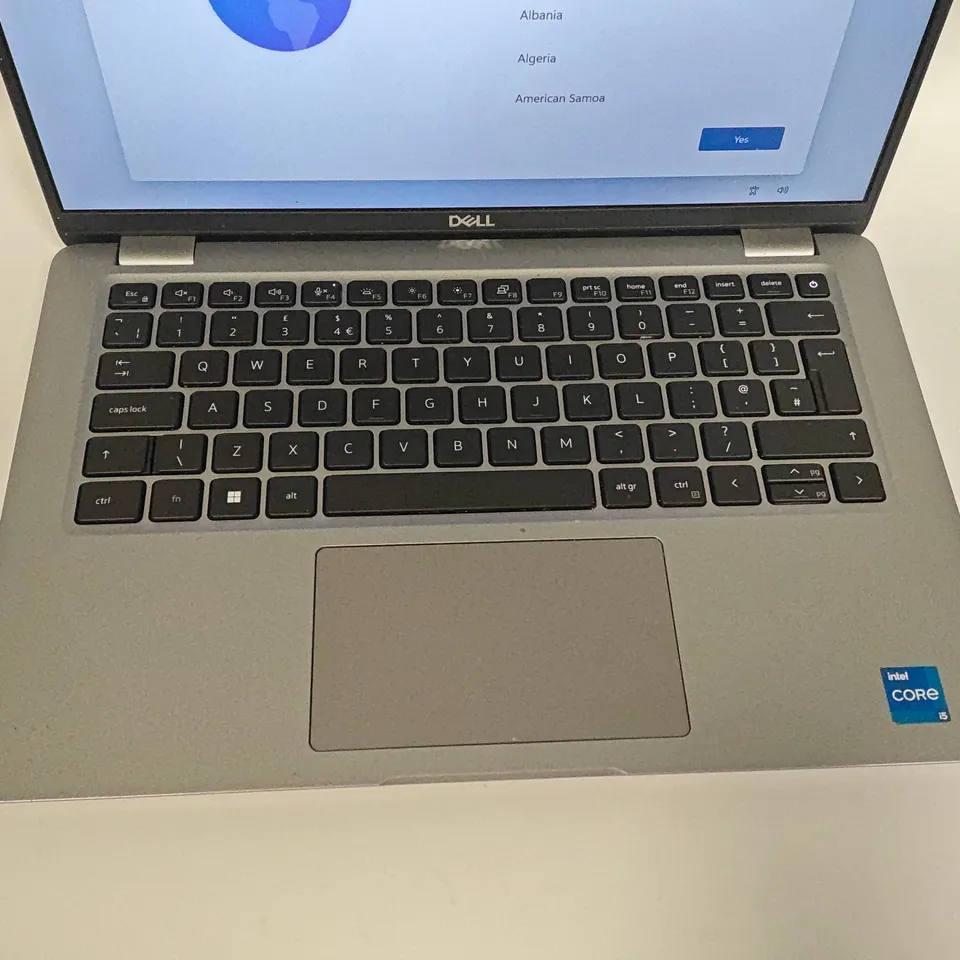 UNBOXED DELL LATITUDE 5440 INTEL CORE I5 LAPTOP IN SILVER - P165G