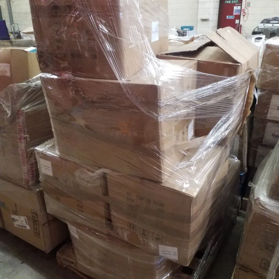 PALLET CONTAINING LARGE QUANTITY OF LMS DATA REUSABLE SHOPPING TROLLEY BAGS