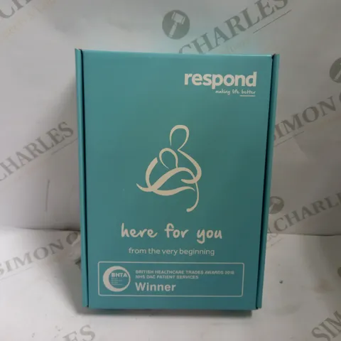 BOX OF APPROX 8 RESPOND PRE-OP PACK OF DRAINABLE POUCHES - 8 BOXES OF 3
