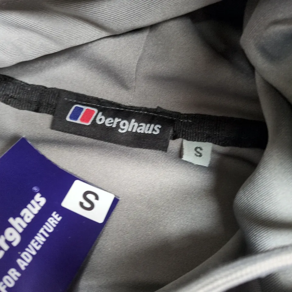 BERGHAUS QUARTER ZIP JACKET IN GREY - SMALL