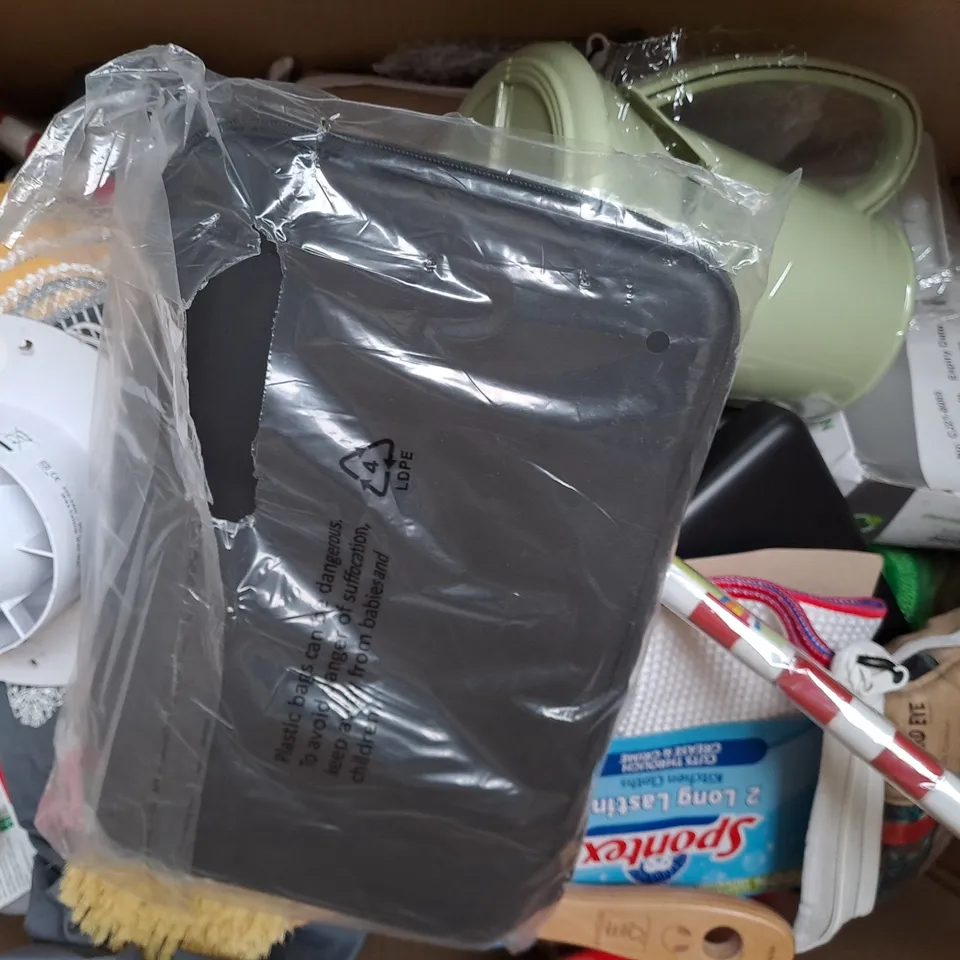 BOX OF APPROXIMATELY 20 ASSORTED HOUSEHOLD ITEMS TO INCLUDE HEPA-FLO BAGS, A4 FILE DIVIDERS, ETC