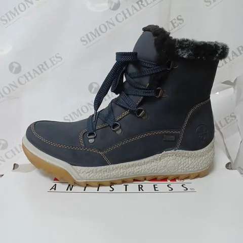 BOXED RIEKER WATER RESISTANT WARM HIKER BOOTS, NAVY - SIZE 7.5