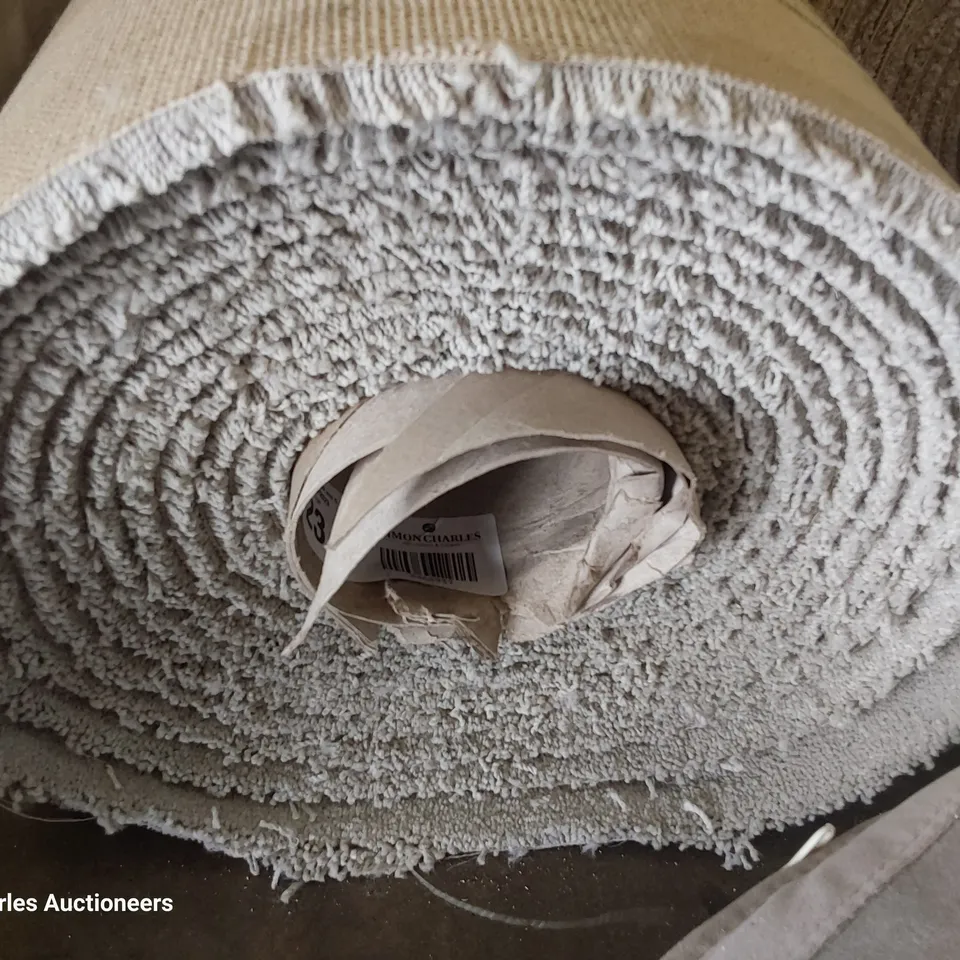 ROLL OF QUALITY FIRST IMPRESSIONS CLOSE SHAVE CARPET APPROXIMATELY 5M × 7.8M