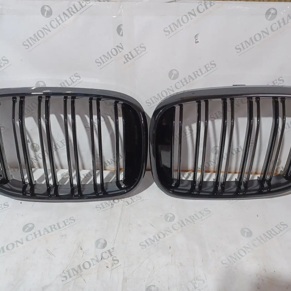 SET OF BMW X3/X4 SERIES G01 TWIN SLATE GRILL