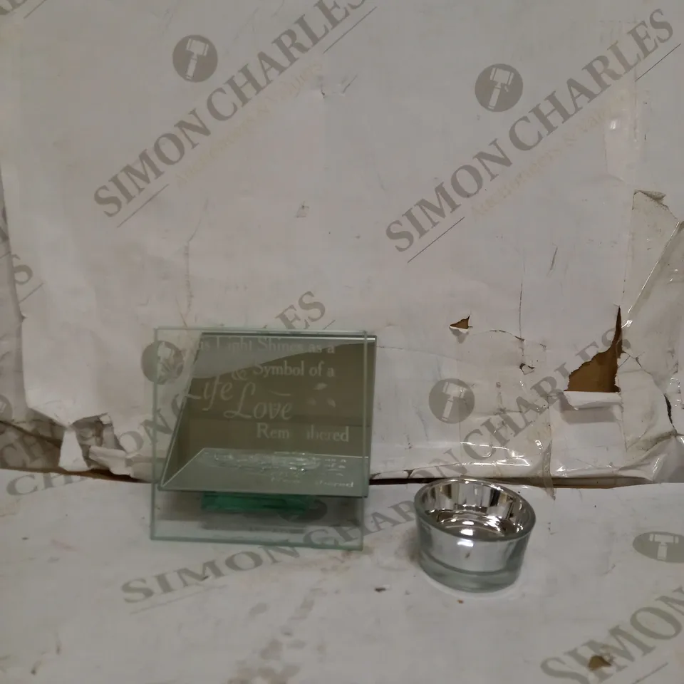PERSONALISED IN LOVING MEMORY GLASS TEALIGHT HOLDER RRP £13.99