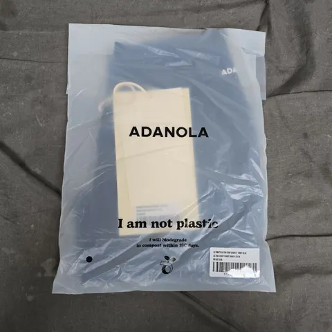 BAGGED ADANOLA ULTIMATE ULTRA CROP SHORTS – NAVY BLUE (SIZE M)