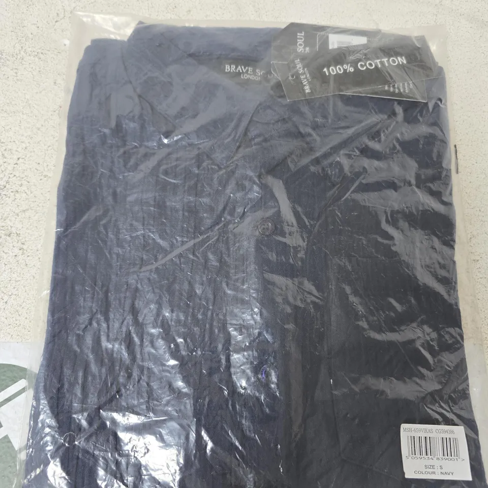 BRAVE SOUL PLEATED SHIRT, NAVY - SIZE S