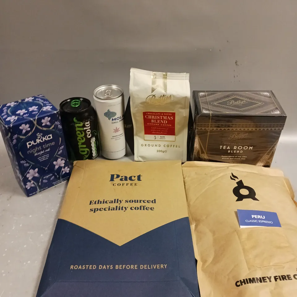 APPROXIMATELY 10 ASSORTED FOOD/DRINK PRODUCTS TO INCLUDE PACT COFFEE, GREEN COLA, BETTYS TEA ETC 