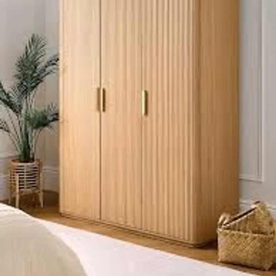 BRAND NEW BOXED CARINA 3 DOOR PLINTH WARDROBE - OAK (4 BOXES)