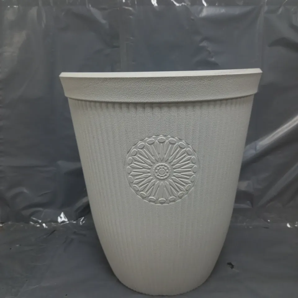 YOU GARDEN SOMERVILLE TALL PLANTER - PEBBLE WHITE (16")